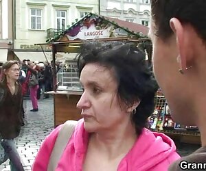 Tóc vàng, phim sex chau moi thổi kèn trong hồ bơi