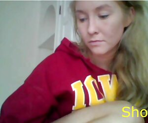 Victoria Daniels chich con gai moi lon