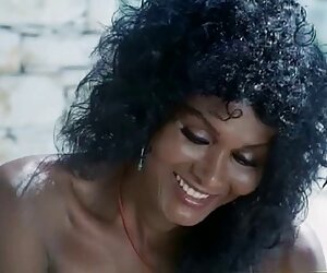 Victoria Daniels sex pha trinh moi