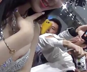 Scarlett phim sex gai moi vao nghe hiền