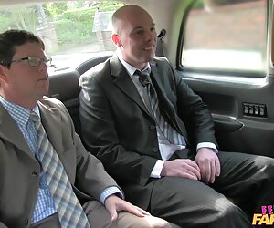 Monica anh sex moi dang đèn lên ở Istanbul