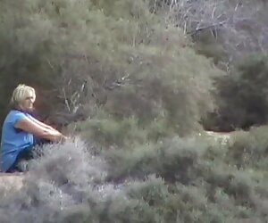 Irena dit con gai moi lon