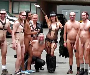 Mặt phim heo moi lon trăng